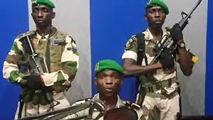 Aussi haïssable que puisse être une dictature, faut-il applaudir ce coup d’État au Gabon?